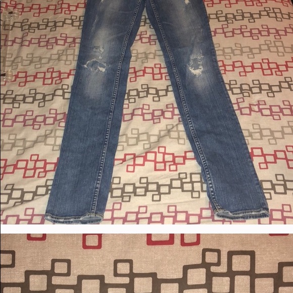 Silver Jeans - Picture 3 of 6